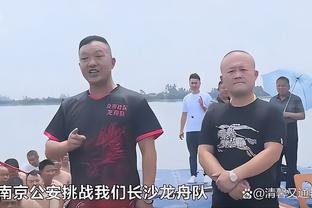 罗马诺谈曼联情况：希望对多条线进行补强，滕哈赫依旧在计划中